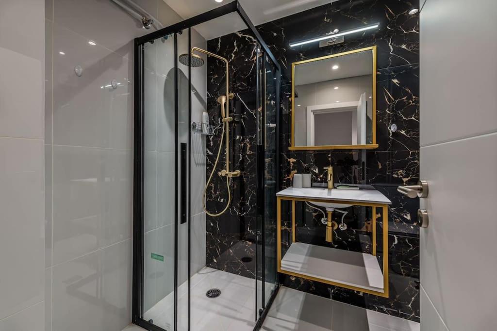 Athens Downtown Cozy Luxury Nest Διαμέρισμα Εξωτερικό φωτογραφία